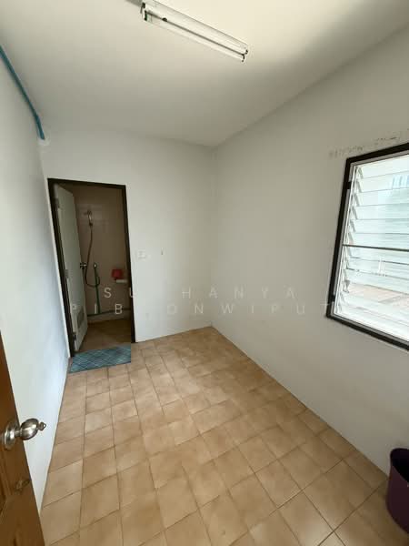 House For Rent The Noble Ekkamai 22, Bangkok, Ekkamai 22, Khlong Tan Nua, Watthana, Bangkok, 4 Bedrooms, 450 sqm, Single Detached House For Rent, by Suchanya Piboonwiput, 500200451 - DDproperty.com