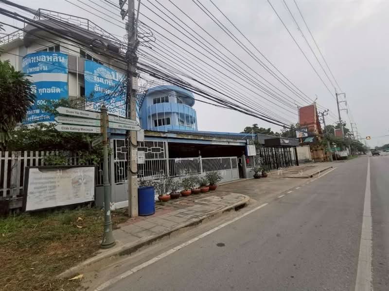 ขาย - โฮมออฟฟิศ + บ้าน 3.5 ชั้น 107.9 ตร.ว. โฮมออฟฟิศ ใกล้ตลาดสดท่าข้าม ถนนบางขุนเทียน-ชายทะเล, กรุงเทพ