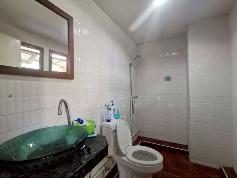 ขาย - โฮมออฟฟิศ + บ้าน 3.5 ชั้น 107.9 ตร.ว. โฮมออฟฟิศ ใกล้ตลาดสดท่าข้าม ถนนบางขุนเทียน-ชายทะเล, กรุงเทพ