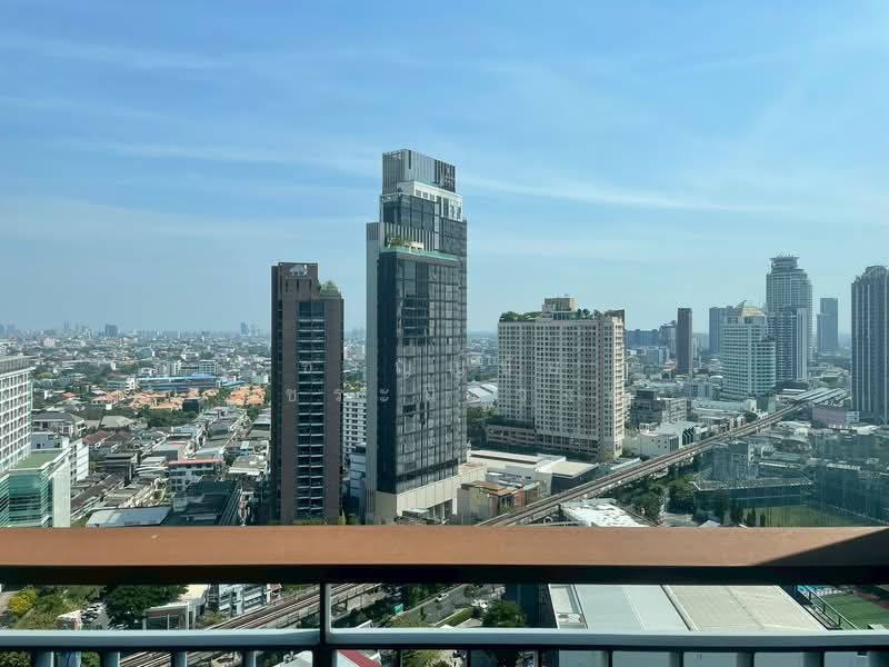 Rhythm Sukhumvit 42, Bangkok, Soi Sukhumvit 42, Sukhumvit Road, Phra Kanong, Khlong Toei, Bangkok, 1 Bedroom, 45 sqm, Condo For Sale, by ชรัญญ์ชัย วัชระนิธิวงศ์, 500200483 - DDproperty.com