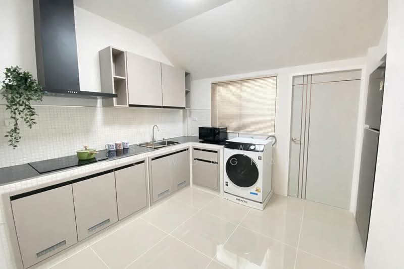 Paradise Hill 2, Chon Buri (Pattaya), Soi Bun Samphan 9, Nong Pru, Bang Lamung (Pattaya), Chon Buri (Pattaya), 3 Bedrooms, 252 sqm, Single Detached House For Sale, by Sujiphat Sreewongpan, 500200487 - DDproperty.com