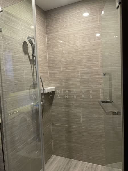 Whizdom Essence, Bangkok, 5 Piyabutr 1 Alley, Bang Chak, Phra Khanong, Bangkok, 1 Bedroom, 34 sqm, Condo For Rent, by Chananya Watanapa, 500200494 - DDproperty.com