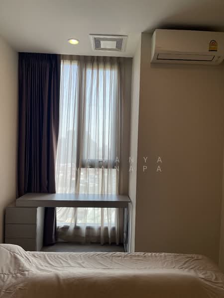 Whizdom Essence, Bangkok, 5 Piyabutr 1 Alley, Bang Chak, Phra Khanong, Bangkok, 1 Bedroom, 34 sqm, Condo For Rent, by Chananya Watanapa, 500200494 - DDproperty.com