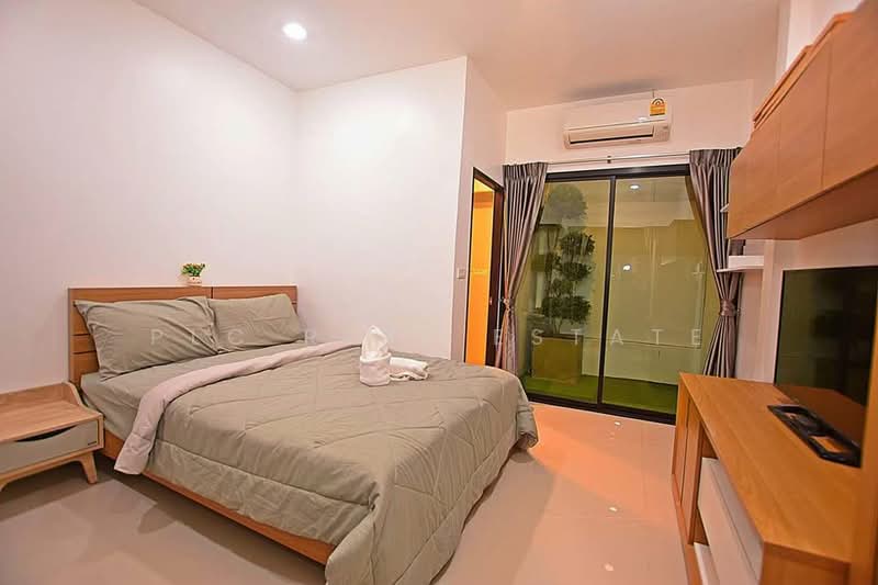 พูลวิลล่าให้เช่า 5 ห้องนอน ชัยพฤกษ์ 2 พัทยา ใกล้หาดจอมเทียน, ชลบุรี, บางละมุง, บางละมุง, ชลบุรี, 200 ตร.ม., วิลล่า ให้เช่า, โดย PLC real estate, 500200500 - DDproperty.com