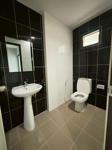 อาคารพาณิชย์ปลวกแดง ระยอง, Rayong, Mapyangphon, Pluak Daeng, Rayong, , 120 sqm, Shophouse For Sale, by The Best Property  ตอง, 500200502 - DDproperty.com