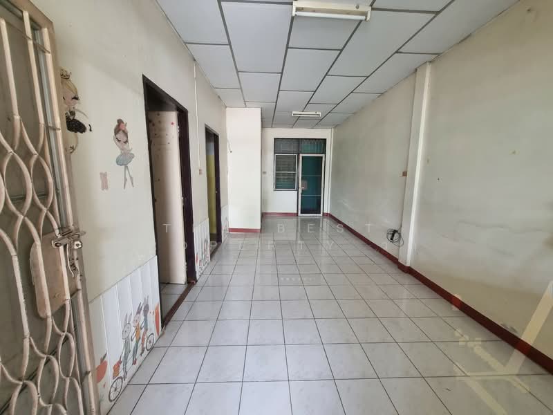 ร้อยหลัง วังหิน, Chon Buri (Pattaya), Surasak, Si Racha, Chon Buri (Pattaya), 2 Bedrooms, 100 sqm, Townhouse For Sale, by The Best Property วา, 500200604 - DDproperty.com