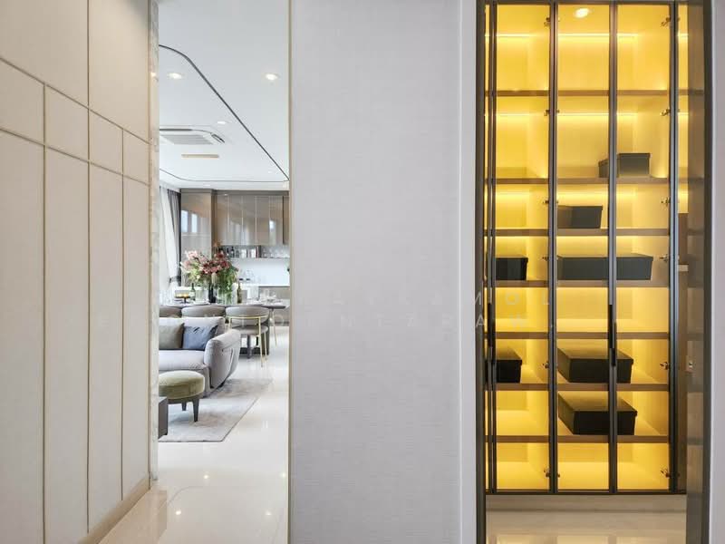 Aerie Srinakarin-Krungthepkreetha, Bangkok, Srinakarin - Romklao Road, Khlong Song Ton Nun, Lat Krabang, Bangkok, 4 Bedrooms, 390 sqm, Townhouse For Sale, by Chomratkamol Soontorntarawong (Gor), 500200613 - DDproperty.com