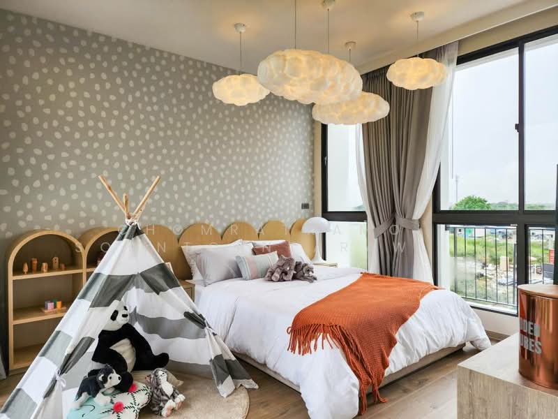 Aerie Srinakarin-Krungthepkreetha, Bangkok, Srinakarin - Romklao Road, Khlong Song Ton Nun, Lat Krabang, Bangkok, 4 Bedrooms, 390 sqm, Townhouse For Sale, by Chomratkamol Soontorntarawong (Gor), 500200613 - DDproperty.com