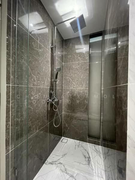 Fynn Asoke, Bangkok, 28 Sukhumvit 10 Alley, Khlong Toei, Khlong Toei, Bangkok, 2 Bedrooms, 45 sqm, Condo For Sale, by Chomratkamol Soontorntarawong (Gor), 500200619 - DDproperty.com