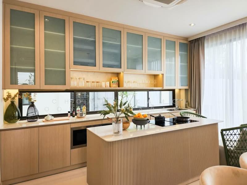 Aerie Srinakarin-Krungthepkreetha, Bangkok, Srinakarin - Romklao Road, Khlong Song Ton Nun, Lat Krabang, Bangkok, 5 Bedrooms, 556 sqm, Townhouse For Sale, by Chomratkamol Soontorntarawong (Gor), 500200632 - DDproperty.com