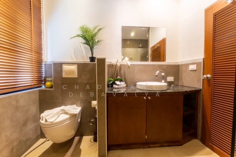 4-Storey House Sukhumvit 15 for Daily/ Monthly Rental, กรุงเทพ, คลองเตยเหนือ, วัฒนา, กรุงเทพ, 384 ตร.ม., ทาวน์เฮ้าส์ ให้เช่า, โดย Chadthanee Debavalya, 500200637 - DDproperty.com