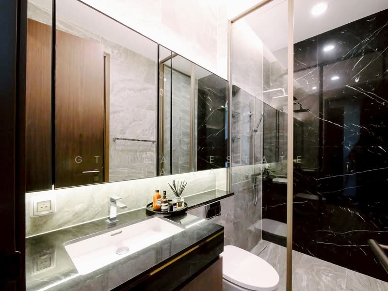 The Esse Sukhumvit 36, Bangkok, Soi Sukhumvit 36, Sukhumvit Road, Phra Kanong, Khlong Toei, Bangkok, 3 Bedrooms, 124 sqm, Condo For Rent, by GT Real Estate Thailand, 500200646 - DDproperty.com