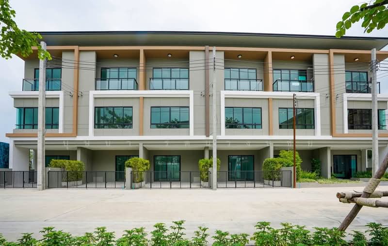 Premium Place Phaholyothin-Ramintra : พรีเมียม เพลส พหลโยธิน-รามอินทรา, กรุงเทพ, ท่าแร้ง, บางเขน, กรุงเทพ, 170 ตร.ม., ทาวน์เฮ้าส์ ให้เช่า, โดย บุษบา รัตนวงษ์ชัย, 500200697 - DDproperty.com