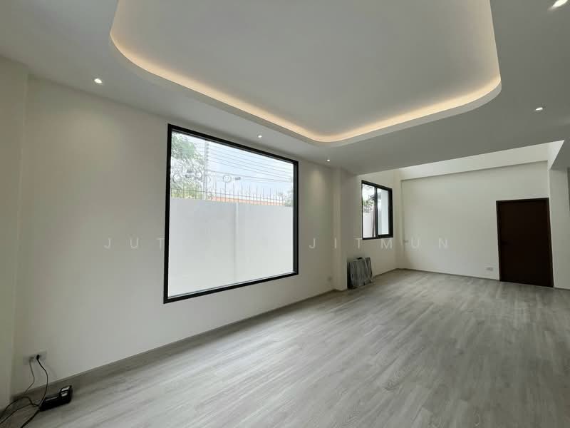 บ้านเดี่ยว ซอยปรีดีพนมยงค์ 42, Bangkok, Khlong Tan Nua, Watthana, Bangkok, 4 Bedrooms, 401 sqm, Single Detached House For Rent, by Jutarat Jitmun, 500200704 - DDproperty.com