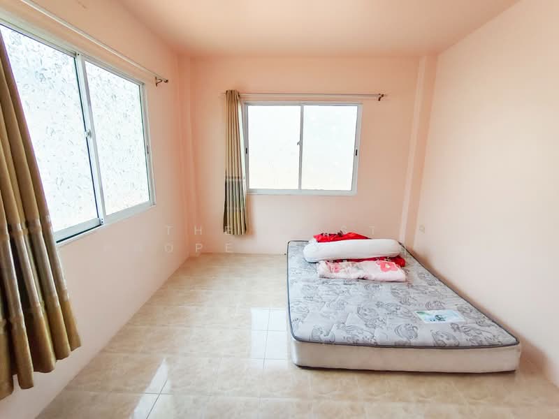 Wisatesuknakorn Phase 3, Samut Sakhon, Phanthai Norasing, Muang Samut Sakhon, Samut Sakhon, 4 Bedrooms, 100 sqm, Townhouse For Sale, by The Best Property กฤษ, 500200739 - DDproperty.com