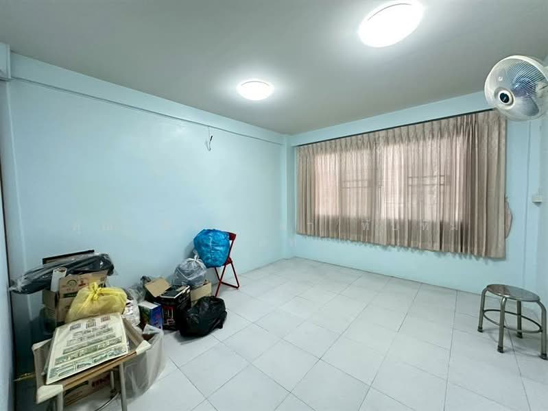 อาคารพาณิชย์ 3 ชั้น 14 ตร.ว. อาคารพาณิชย์ ใกล้โรงพยาบาลศิริราช ถนนบางขุนนนท์, Bangkok, ถนนบางขุนนนท์, Bang Khun Non, Bangkok Noi, Bangkok, , 100 sqm, Shophouse For Sale, by คุณ ณิชารดา ทับทิม (เคท), 500200747 - DDproperty.com