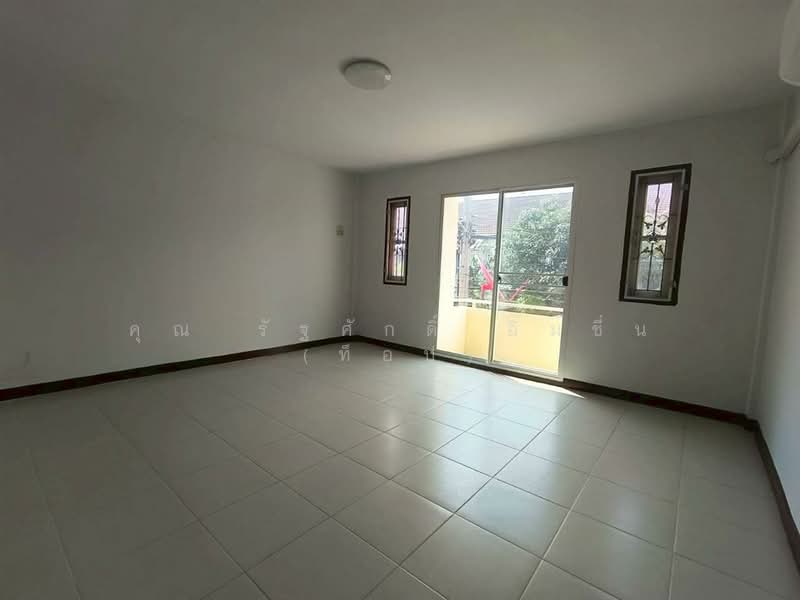  เค.ซี. รามอินทรา 5, กรุงเทพ, ถนนพระยาสุเรนทร์, สามวาตะวันตก, คลองสามวา, กรุงเทพ, 90 ตร.ม., ทาวน์เฮ้าส์ ขาย, โดย คุณ รัฐศักดิ์ อิ่มชื่น (ท็อป), 500200754 - DDproperty.com