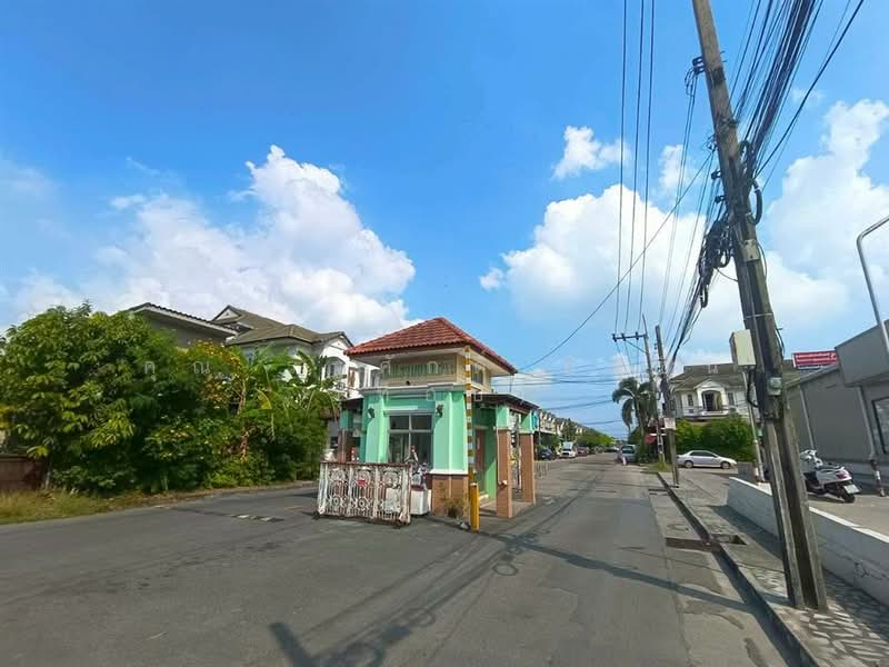  เค.ซี. รามอินทรา 5, กรุงเทพ, ถนนพระยาสุเรนทร์, สามวาตะวันตก, คลองสามวา, กรุงเทพ, 90 ตร.ม., ทาวน์เฮ้าส์ ขาย, โดย คุณ รัฐศักดิ์ อิ่มชื่น (ท็อป), 500200754 - DDproperty.com