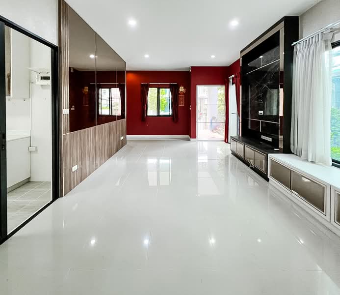 Zerene Rama 2-Tha Kham, Bangkok, Lieb Wong Waen Kanchana Road, Tha Kham, Bang Khun Thian, Bangkok, 3 Bedrooms, 150 sqm, Single Detached House For Sale, by Ladda Suebthai, 500200759 - DDproperty.com