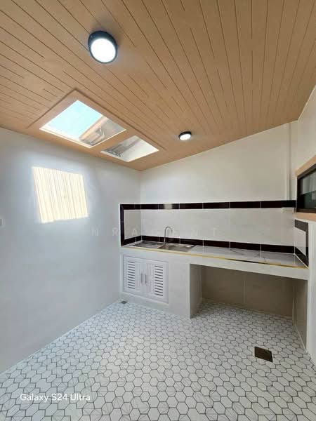 Baan Bua Thong Keha, Nonthaburi, Bang Kruai - Bangkok Road, Bang Bua Thong, Bang Bua Thong, Nonthaburi, 3 Bedrooms, 80 sqm, Townhouse For Sale, by NRagent, 500200764 - DDproperty.com