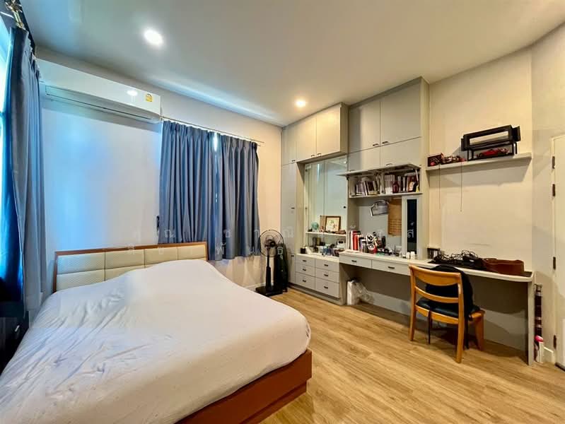 ปฐมพร แกรนด์โฮม พุทธมณฑลสาย 3, Bangkok, ถนนพุทธมณฑลสาย3, Bang Phai, Bang Khae, Bangkok, 4 Bedrooms, 400 sqm, Single Detached House For Sale, by คุณ ชาณินภัสส์ สิชาพันธุ์ (ปัฐ), 500200769 - DDproperty.com