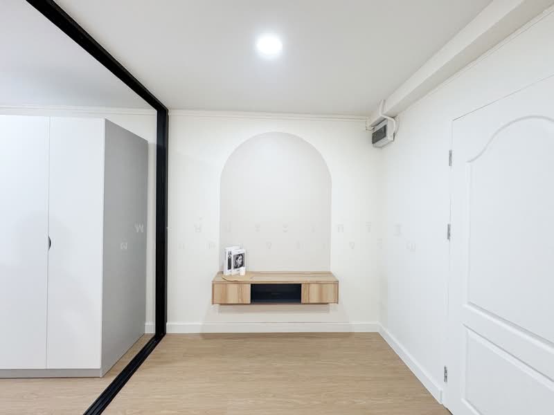 Regent Ratchada Tower : รีเจ้นท์ รัชดา ทาวเวอร์, กรุงเทพ, 49 รัชดาภิเษก, ดินแดง, ดินแดง, กรุงเทพ, 30 ตร.ม., คอนโด ขาย, โดย พงษ์ประเสริฐ ผาแดงจงเจริญ, 500200771 - DDproperty.com