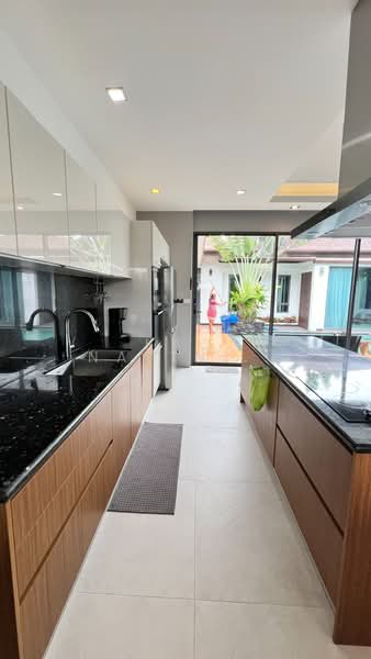 The Lake House, Phuket, 4 Soi Mittraphap, Choeng Thale, Thalang, Phuket, 3 Bedrooms, 296 sqm, Villa For Sale, by Kao Natthathida Paksee, 500200796 - DDproperty.com