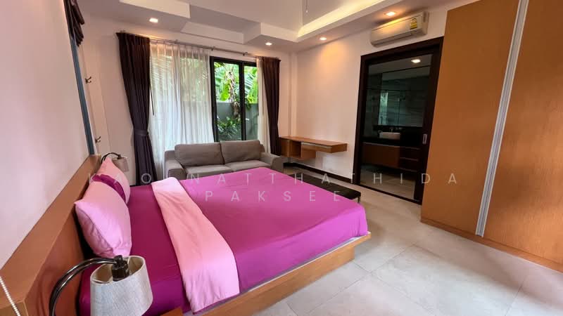 The Lake House, Phuket, 4 Soi Mittraphap, Choeng Thale, Thalang, Phuket, 3 Bedrooms, 296 sqm, Villa For Sale, by Kao Natthathida Paksee, 500200796 - DDproperty.com