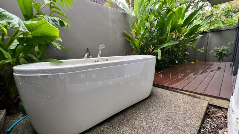 The Lake House, Phuket, 4 Soi Mittraphap, Choeng Thale, Thalang, Phuket, 3 Bedrooms, 296 sqm, Villa For Sale, by Kao Natthathida Paksee, 500200796 - DDproperty.com