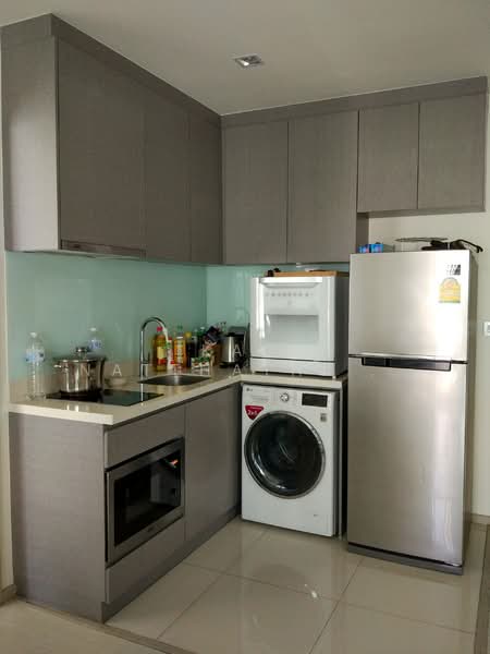 Rhythm Sukhumvit 36-38, Bangkok, 55 Soi Sukhumvit 36, Sukhumvit Road, Phra Kanong, Khlong Toei, Bangkok, 2 Bedrooms, 55 sqm, Condo For Sale, by Kao Natthathida Paksee, 500200806 - DDproperty.com