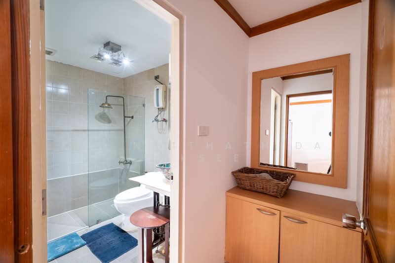 The Waterford Diamond Tower Sukhumvit, Bangkok, 758/18  Soi Sukhumvit 30/1, Sukhumvit Road, Khlong Toei, Khlong Toei, Bangkok, 1 Bedroom, 52 sqm, Condo For Sale, by Kao Natthathida Paksee, 500200813 - DDproperty.com