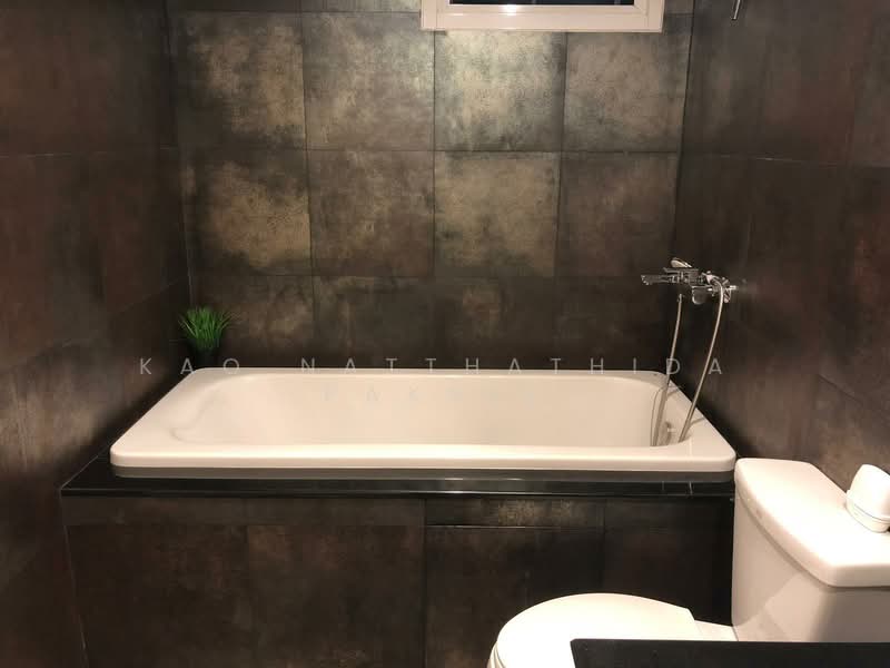 Voque Sukhumvit 16, Bangkok, Soi Sukhumvit 16, Khlong Toei, Khlong Toei, Bangkok, 2 Bedrooms, 73 sqm, Condo For Sale, by Kao Natthathida Paksee, 500200827 - DDproperty.com