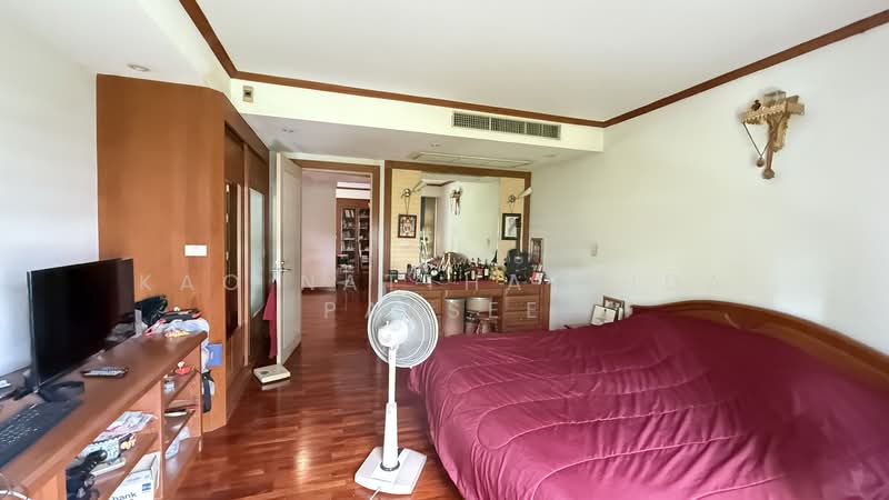 Supreme Elegance, Bangkok, Chan, Thung Maha Mek, Sathon, Bangkok, 2 Bedrooms, 196 sqm, Condo For Sale, by Kao Natthathida Paksee, 500200834 - DDproperty.com