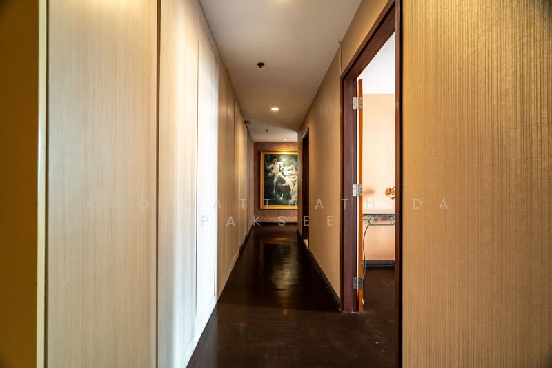 Icon III, Bangkok, 858 Sukhumvit Road, Khlong Tan Nua, Watthana, Bangkok, 1 Bedroom, 89 sqm, Condo For Sale, by Kao Natthathida Paksee, 500200847 - DDproperty.com