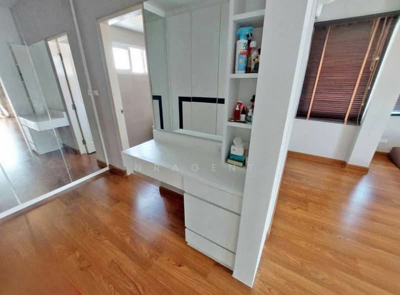 The Centro Onnut-Wongwaen : เดอะ เซนโทร อ่อนนุช-วงแหวน, กรุงเทพ, ถนน ลาดกระบัง, ลาดกระบัง, ลาดกระบัง, กรุงเทพ, 240 ตร.ม., บ้านเดี่ยว ขาย, โดย NRagent, 500200864 - DDproperty.com