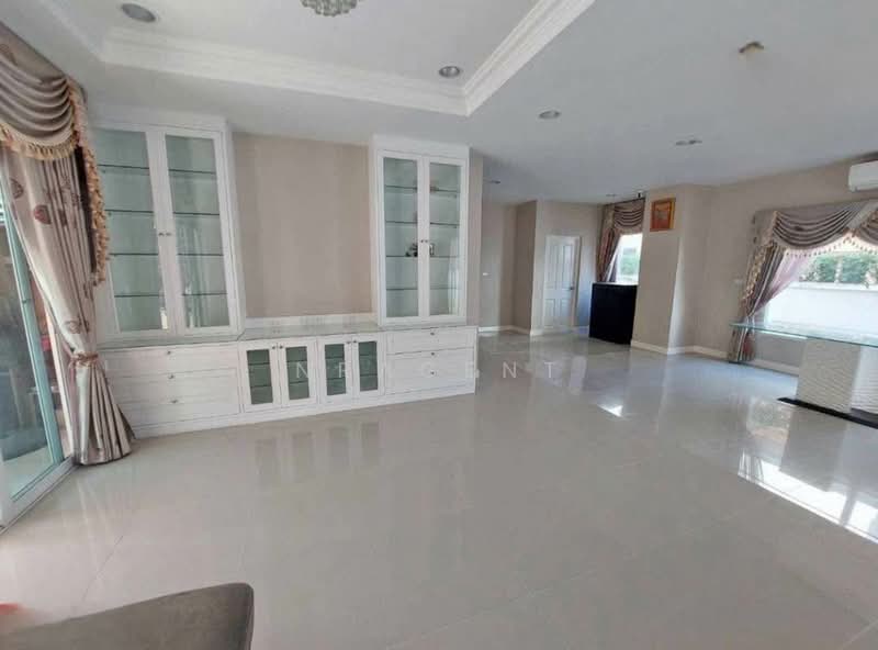 The Centro Onnut-Wongwaen, Bangkok, Lat Krabang Road, Lat Krabang, Lat Krabang, Bangkok, 3 Bedrooms, 240 sqm, Single Detached House For Sale, by NRagent, 500200864 - DDproperty.com