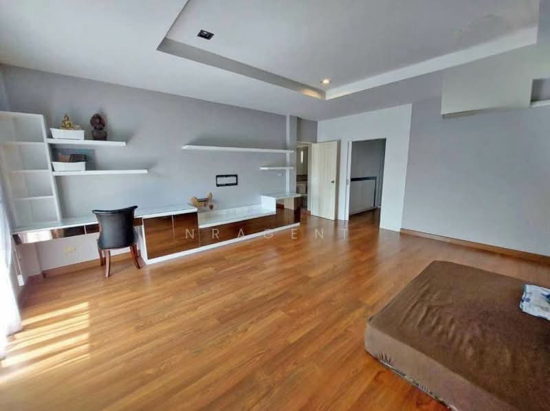 The Centro Onnut-Wongwaen, Bangkok, Lat Krabang Road, Lat Krabang, Lat Krabang, Bangkok, 3 Bedrooms, 240 sqm, Single Detached House For Sale, by NRagent, 500200864 - DDproperty.com