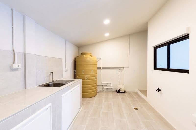 Baan Klang Muang Rama 9-On Nut, Bangkok, Bangkok-Chonburi New Road, Prawet, Prawet, Bangkok, 3 Bedrooms, 145 sqm, Townhouse For Sale, by HOME Real Estate Service, 500200868 - DDproperty.com