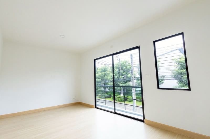 Baan Klang Muang Rama 9-On Nut, Bangkok, Bangkok-Chonburi New Road, Prawet, Prawet, Bangkok, 3 Bedrooms, 145 sqm, Townhouse For Sale, by HOME Real Estate Service, 500200868 - DDproperty.com