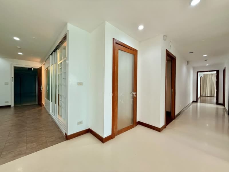 Bangkok View Tower, Bangkok, Soi Sukhumvit 31, Khlongtoei Nua, Watthana, Bangkok, 4 Bedrooms, 300 sqm, Apartment For Rent, by Bangkok Residential, 500200888 - DDproperty.com