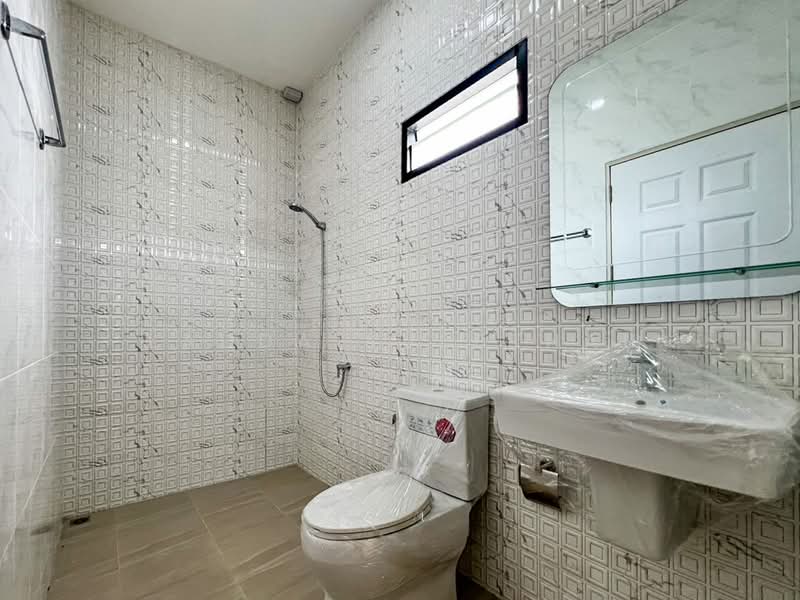 หลักสี่, Bangkok, Talat Bang Khen, Lak Si, Bangkok, 3 Bedrooms, 174 sqm, Townhouse For Sale, by Ladda Suebthai, 500200890 - DDproperty.com