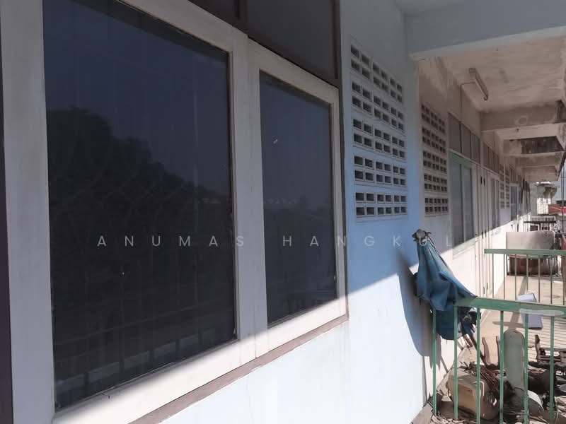 For Sale - ขายอาคารพาณิชย์ 3.5 ชั้นริมถ.เพชรเกษมขาขึ้น ใกล้ตัวเมืองเพชรบุรี, Phetchaburi