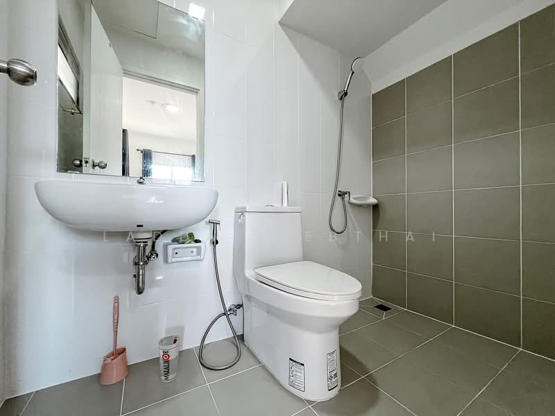 Baan Pruksa Lumlukka-Wongwaen, Pathum Thani, 64 Lam Luk Ka Road, Lam Luk Ka, Lam Luk Ka, Pathum Thani, 3 Bedrooms, 120 sqm, Townhouse For Sale, by Ladda Suebthai, 500200921 - DDproperty.com