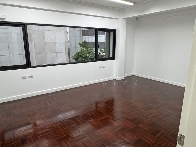 Rent office Space Near MRT Sukhumvit & BTS Asok, Bangkok, Khlongtoei Nua, Watthana, Bangkok, , 120 sqm, Office Space For Rent, by Suchart Gambhir, 500200922 - DDproperty.com