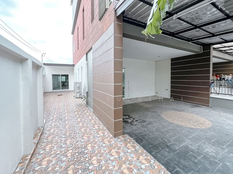 Kansiri Ramintra-Nuan Chan 48, Bangkok, Nuan Chan, Bueng Kum, Bangkok, 3 Bedrooms, 197 sqm, Townhouse For Sale, by Ladda Suebthai, 500200928 - DDproperty.com