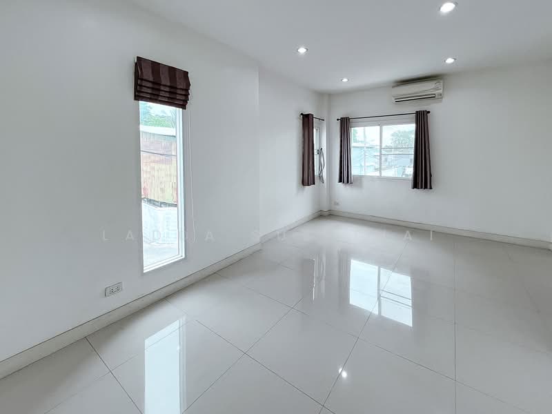 Kansiri Ramintra-Nuan Chan 48, Bangkok, Nuan Chan, Bueng Kum, Bangkok, 3 Bedrooms, 197 sqm, Townhouse For Sale, by Ladda Suebthai, 500200928 - DDproperty.com