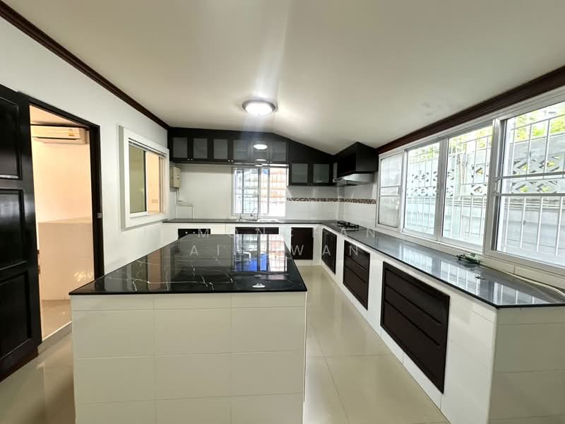 Thanaporn Park Home 4, Chiang Mai, Nong Chom, San Sai, Chiang Mai, 5 Bedrooms, 330 sqm, Single Detached House For Sale, by Khamonchanok Aisuwan, 500200941 - DDproperty.com