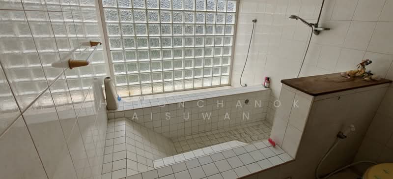 Thai and Western Style House with Tropical Garden, เชียงใหม่, สันผีเสื้อ, เมืองเชียงใหม่, เชียงใหม่, 600 ตร.ม., วิลล่า ขาย, โดย Khamonchanok Aisuwan, 500200946 - DDproperty.com