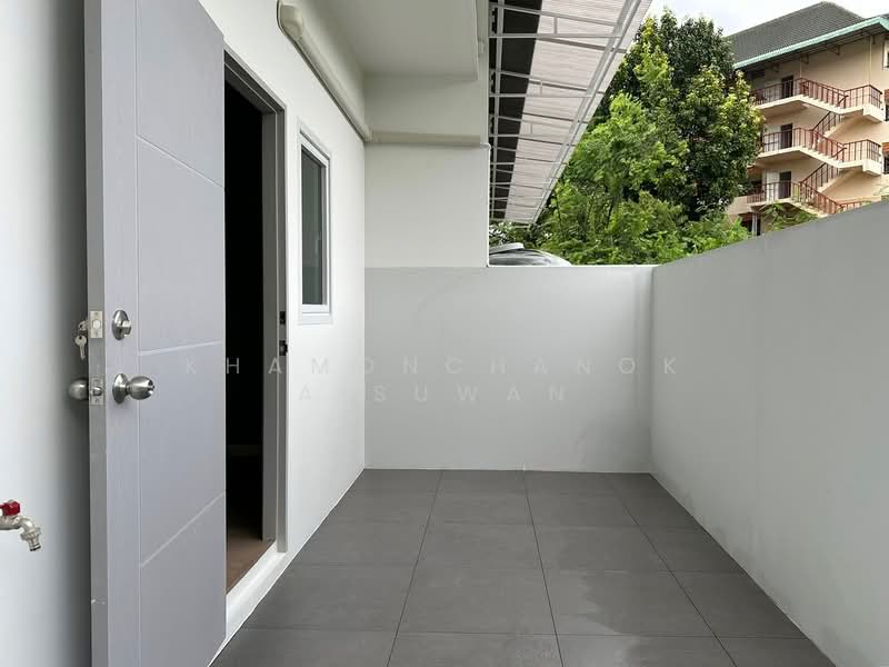 J Townhome Suthep, Chiang Mai, Su Thep, Muang Chiang Mai, Chiang Mai, 5 Bedrooms, 200 sqm, Townhouse For Sale, by Khamonchanok Aisuwan, 500200957 - DDproperty.com
