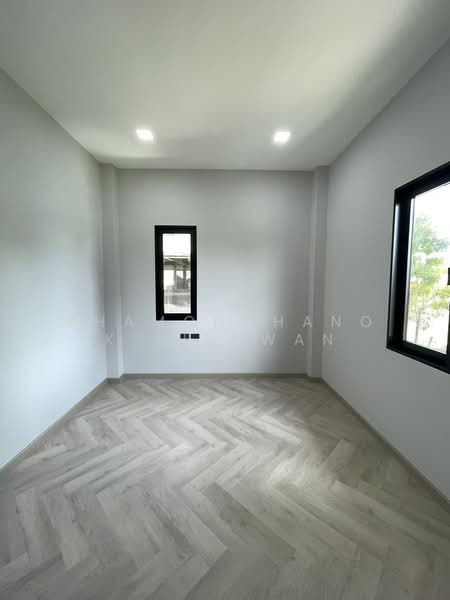 ขายบ้านเดี่ยว 4 ห้องนอน ในทำเล เมืองเชียงใหม่, เชียงใหม่, ป่าแดด, เมืองเชียงใหม่, เชียงใหม่, 180 ตร.ม., บ้านเดี่ยว ขาย, โดย Khamonchanok Aisuwan, 500200981 - DDproperty.com